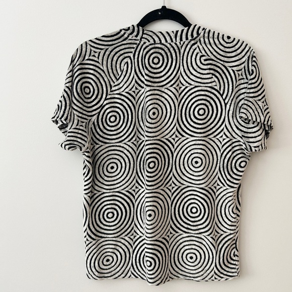 Vintage Geometric Black & White Top - Picture 3 of 4